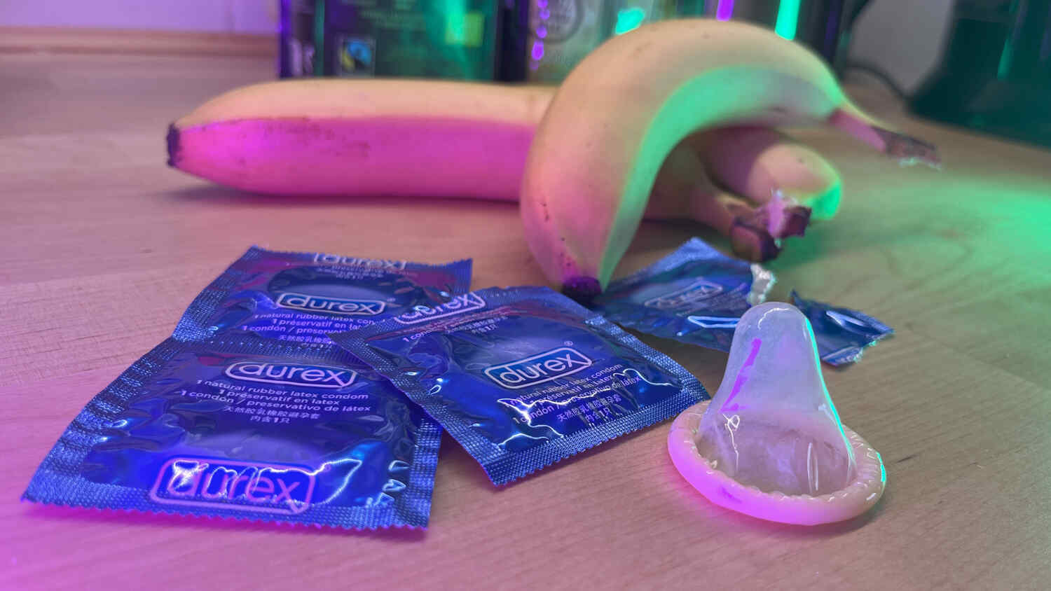 Jak použít kondom? Titulní obrázek článku Jak použít kondom?